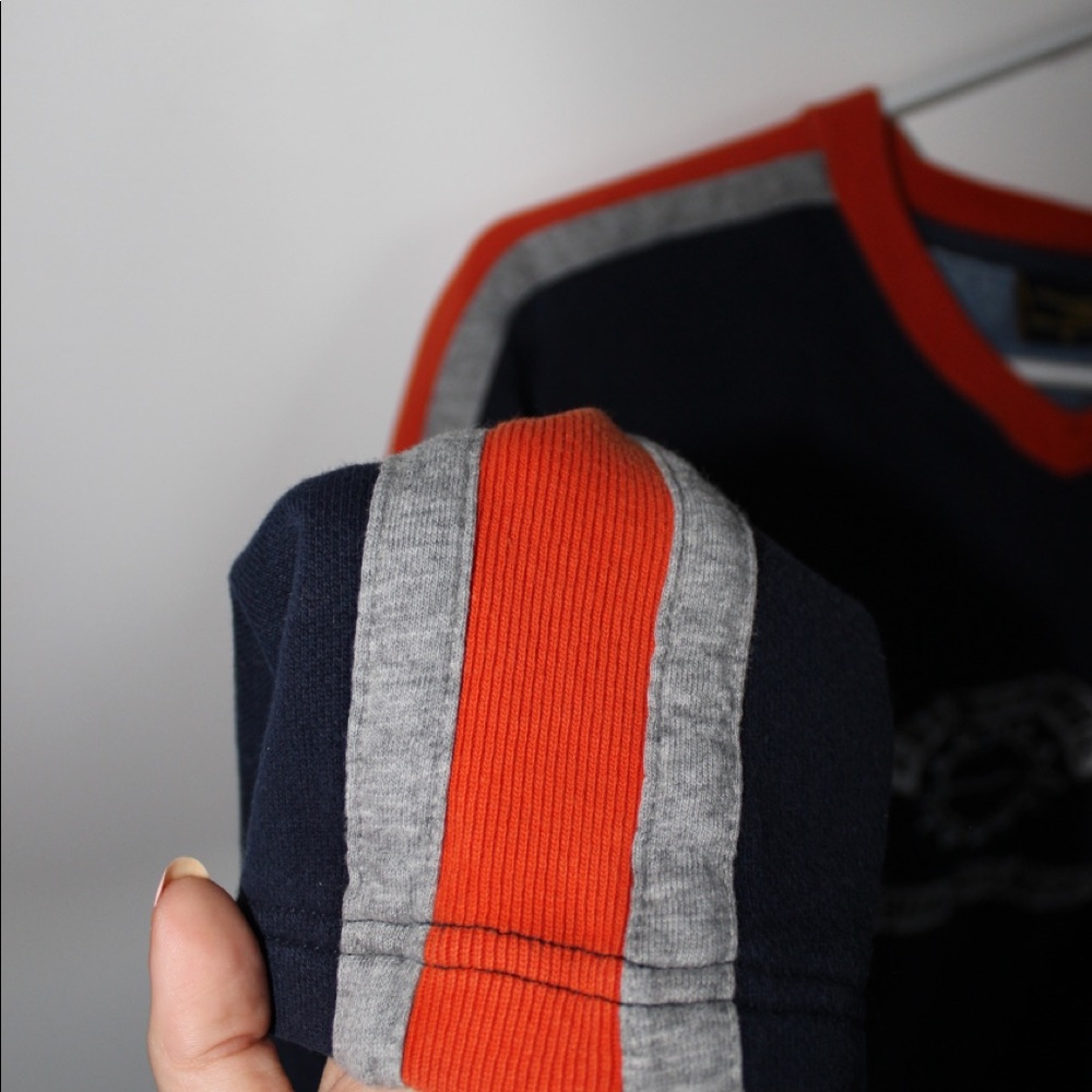 Vintage Abercrombie & Fitch V-Neck Sweatshirt - Picture 5 of 10